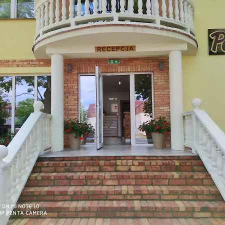 Проживание в семье Goscinne Pod Kasztanami Леба