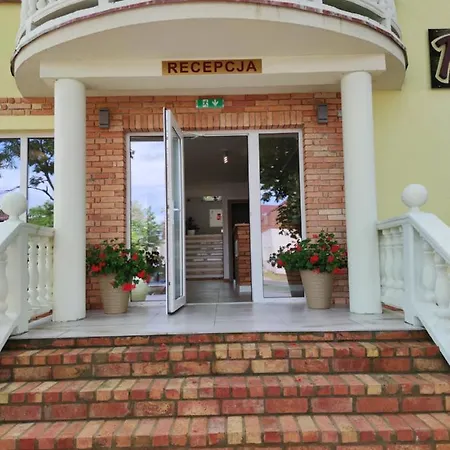 Проживание в семье Goscinne Pod Kasztanami *