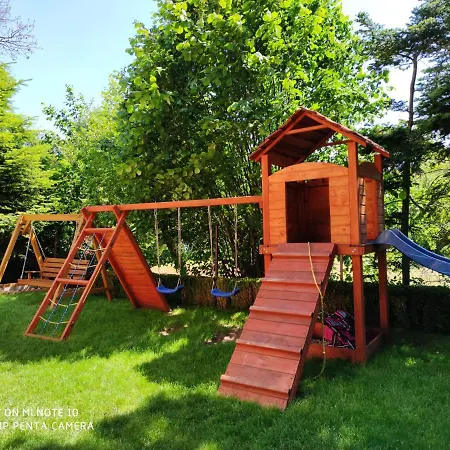 Goscinne Pod Kasztanami *