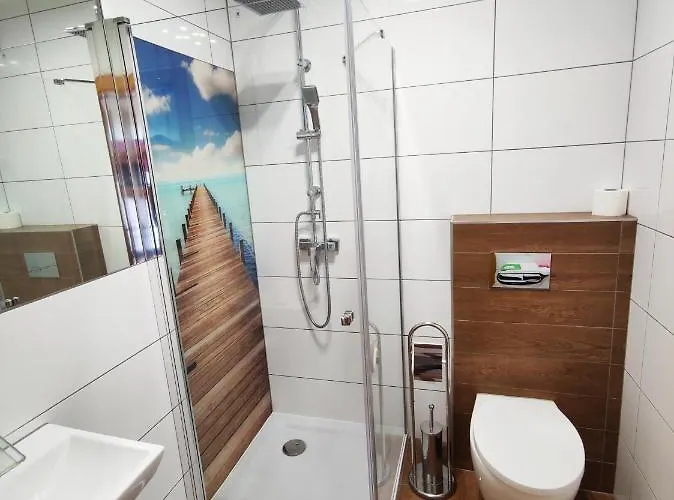 Goscinne Pod Kasztanami *