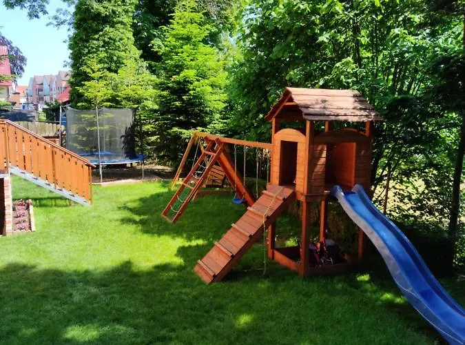 Goscinne Pod Kasztanami *